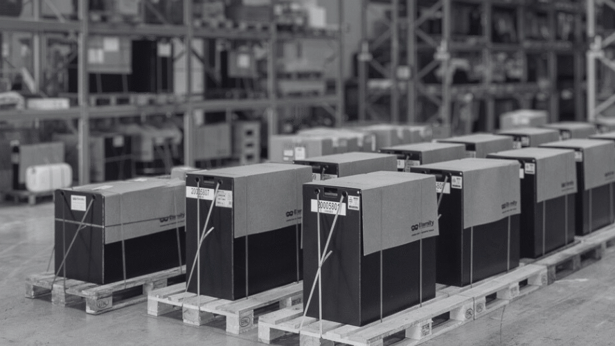 Batería Quasar de Tracción 66 en autoelevador eléctrico