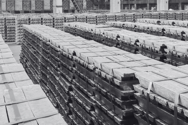 Baterías de litio industriales instaladas en autoelevadores eléctricos