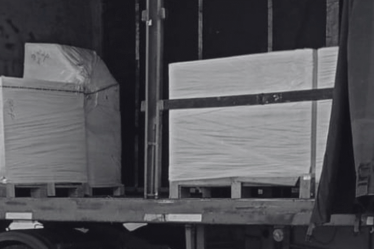 baterías de litio en logística industrial almacenamiento disposición